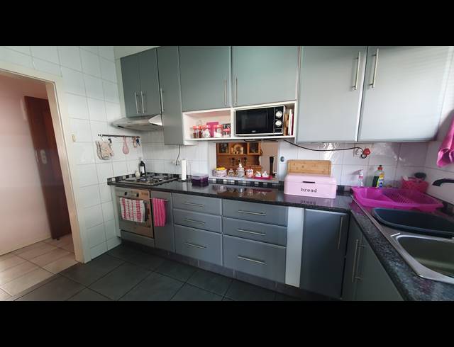 3 BEDROOM FREEHOLD FOR SALE IN RANDHART